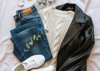 These combos are simple, comfortable, and quietly put-together.